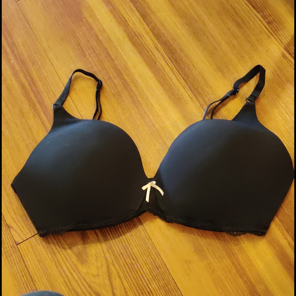 Victoria's Secret lined no wire
